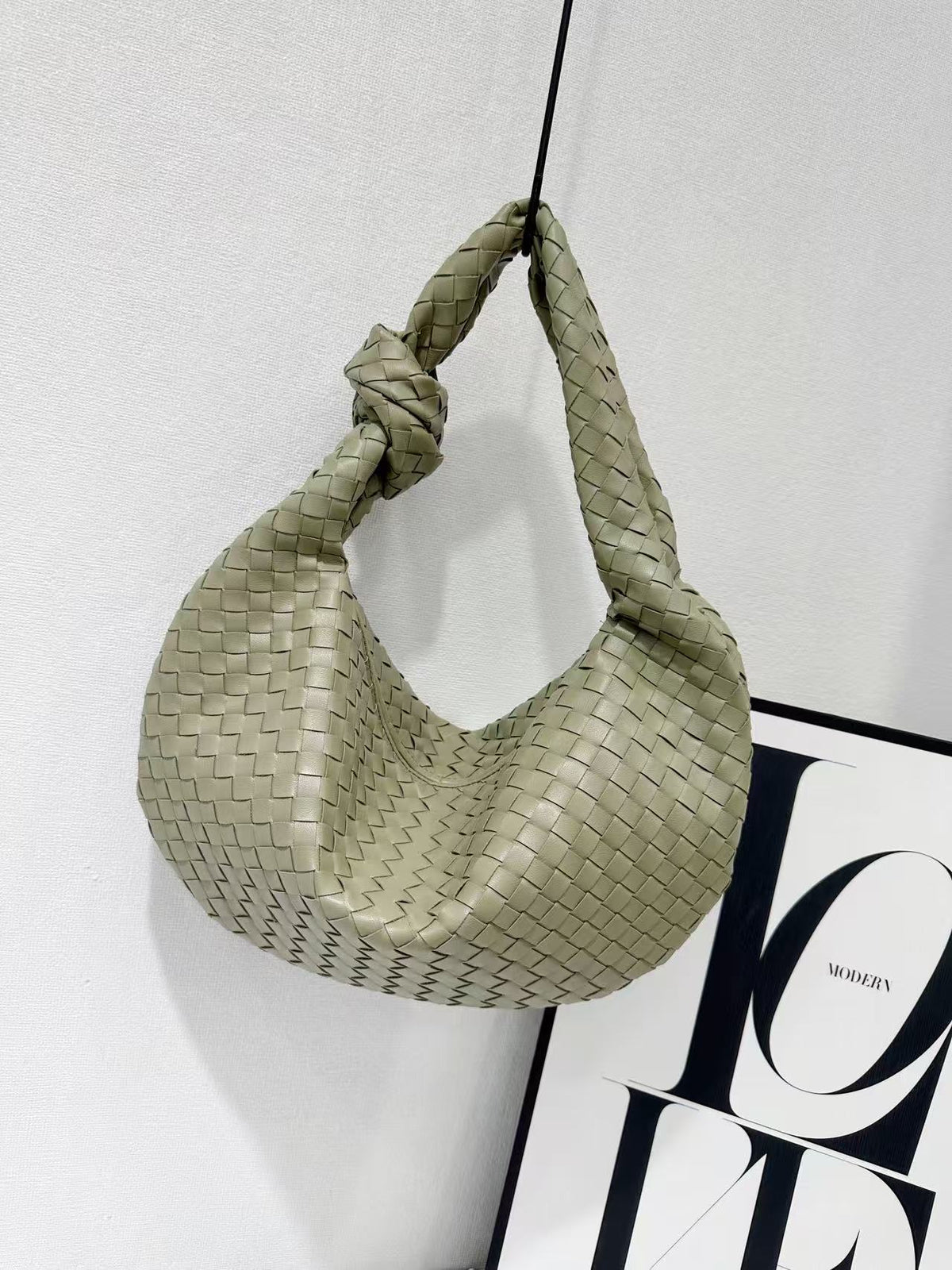 Croissant Simple Versatile Knotted Underarm Solid Color Bags