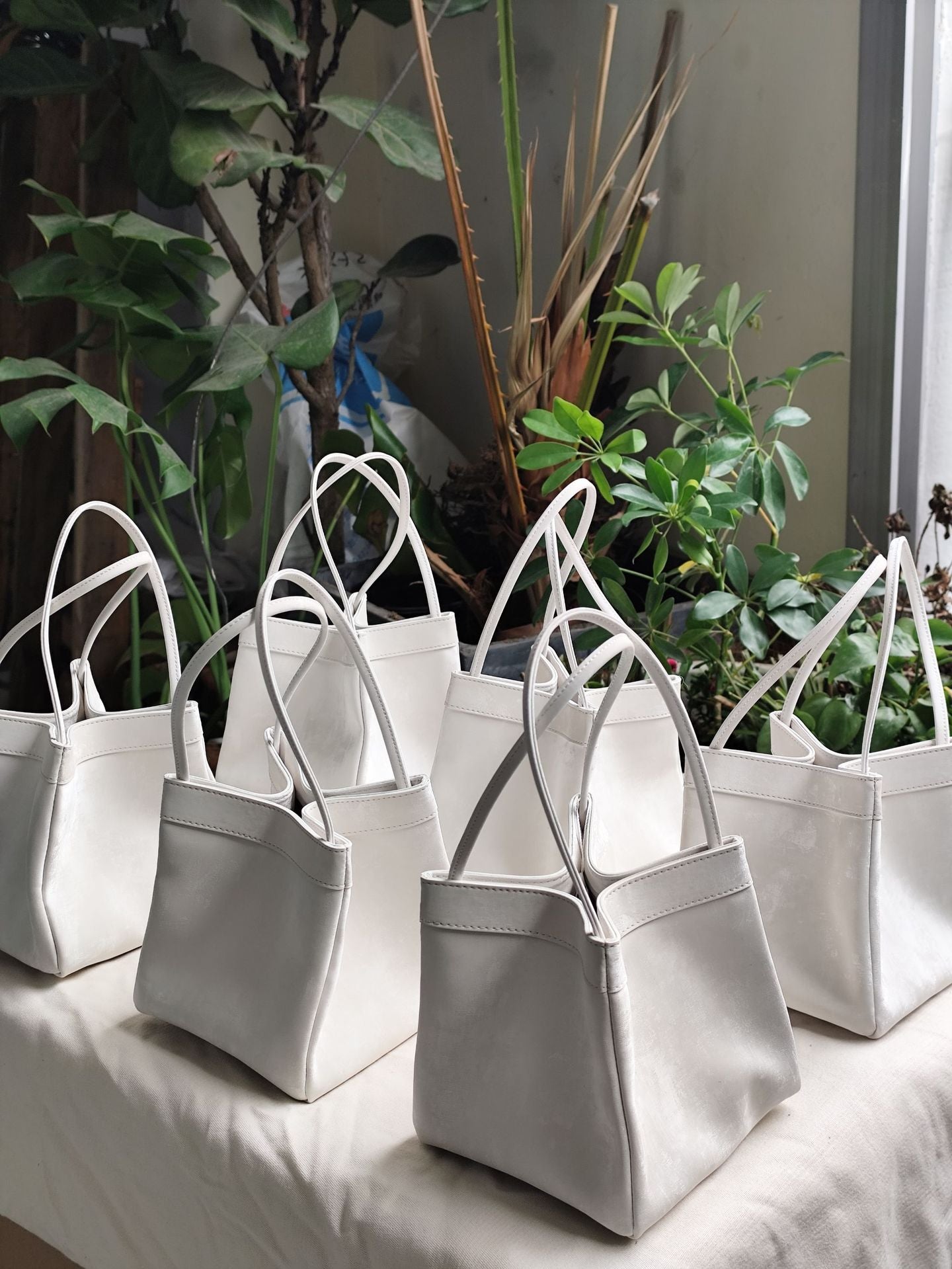 Women's Genuine Leather Wings Style Vegetable Handbags