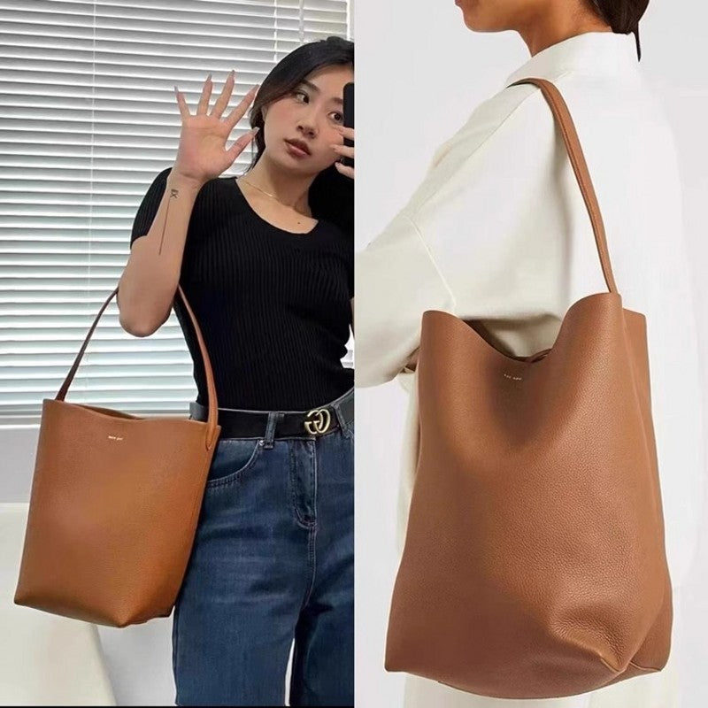 Niche Portable Underarm Cowhide Large Capacity Bucket Bags