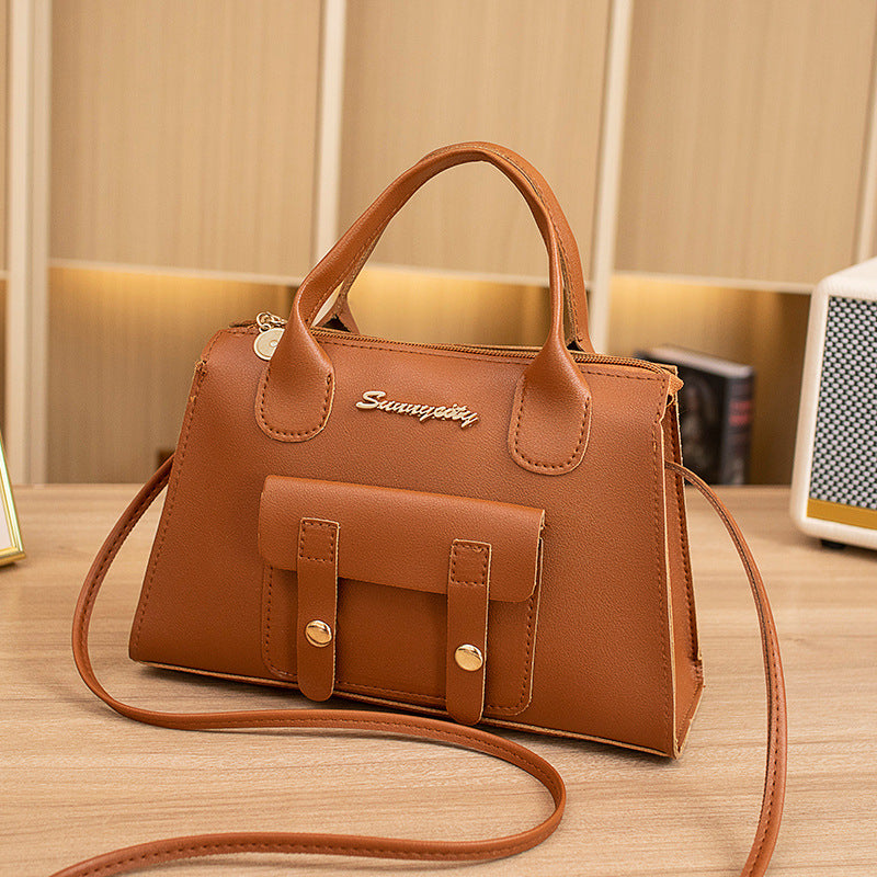 Women's Korean Style Fashionable Simple Solid Color Shoulder Bags