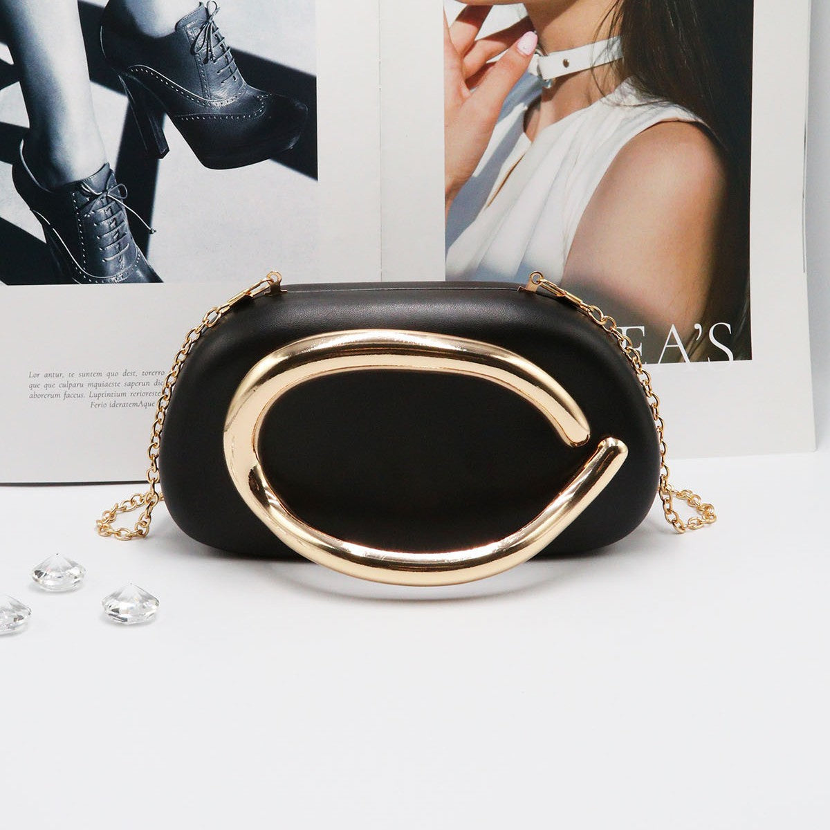 Women's Holding Dinner Personalized Design Retro Metal Bags