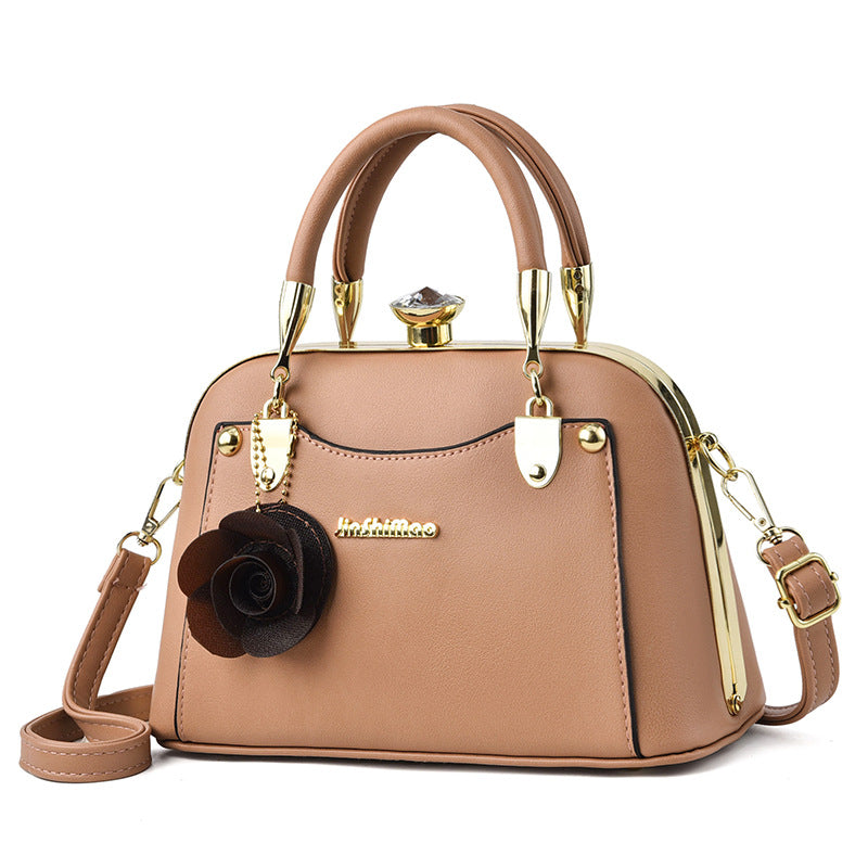 Women's Best-selling Shell Steel Frame Trendy Clip Shoulder Bags