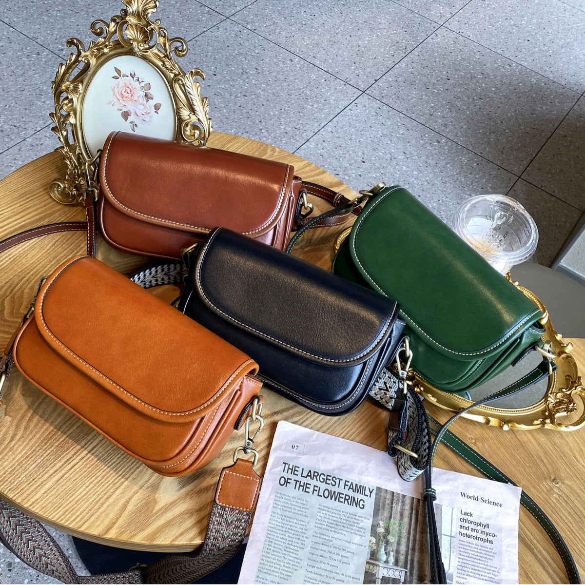 Women's Tanned Vintage First Layer Cowhide Shell Simple Women's Shoulder Bag