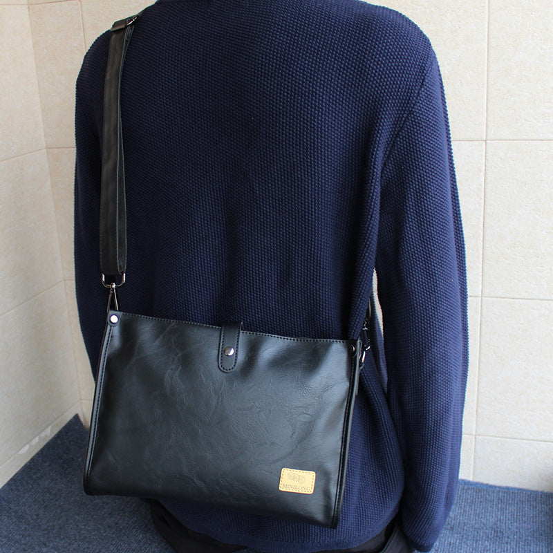 Men's Style Niche Lightweight Soft Leather Big Men's Messenger Bags