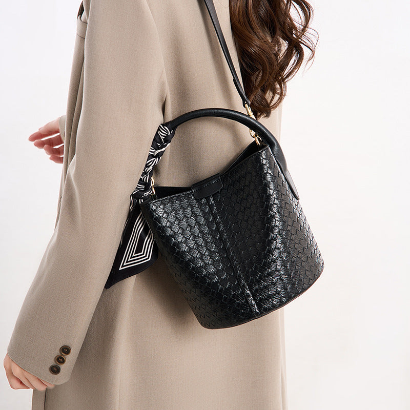 Versatile Pretty Women's Commuter Fashion Rhombus Women's Shoulder Bag