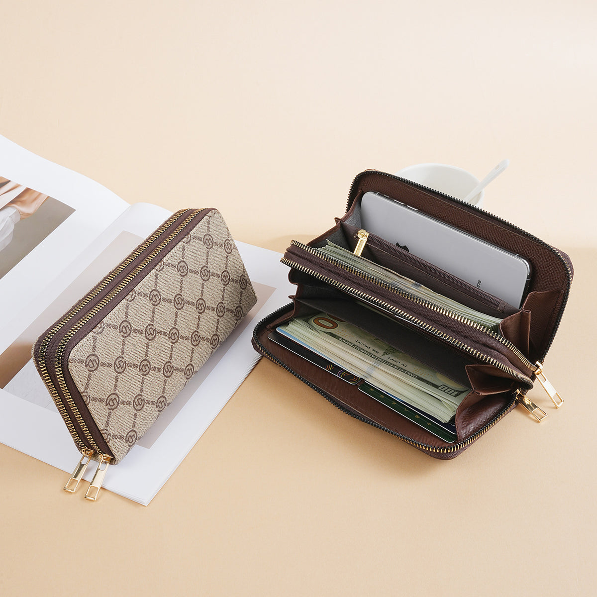 Women's Double Zipper Retro Presbyopic Long Portable Handbags