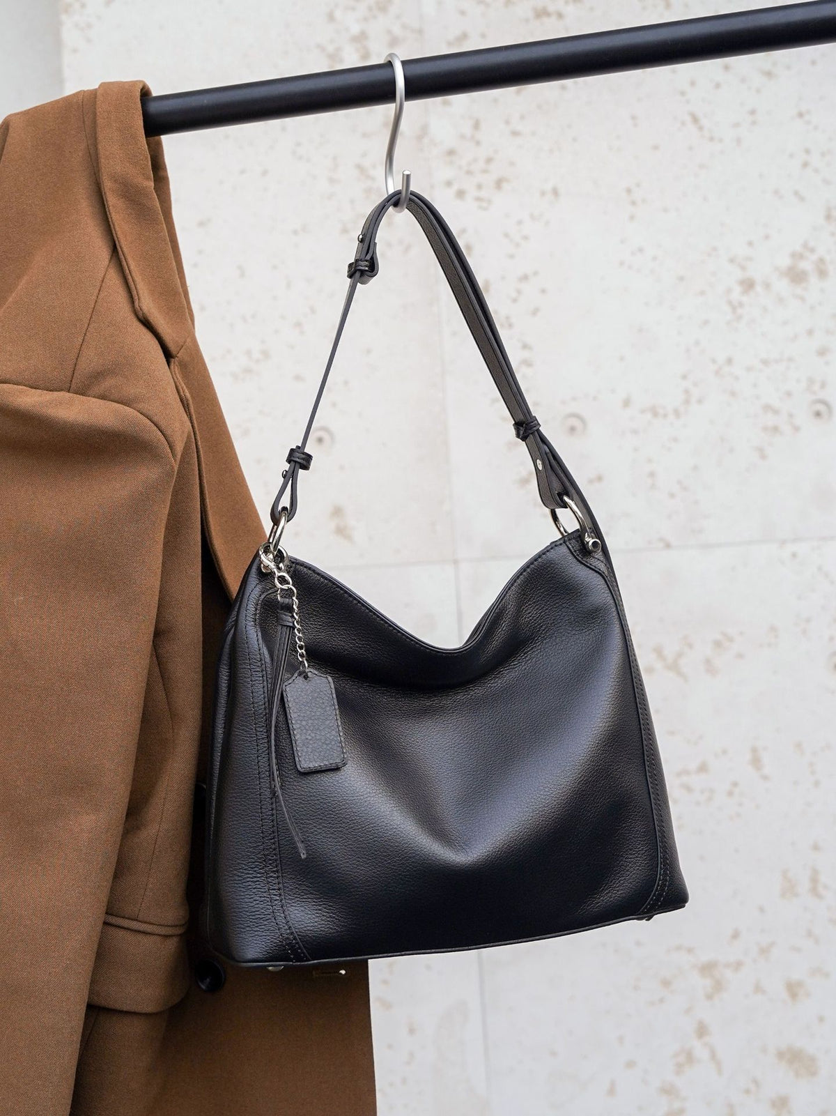 Women's First Layer Natural Fall Cowhide Leather Fashion Portable Practical Soft Women's Shoulder Bag