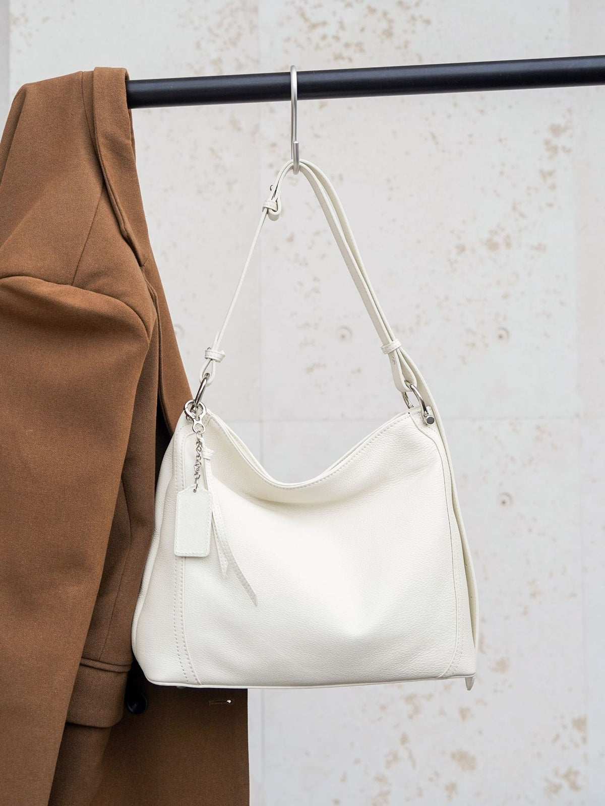 Women's First Layer Natural Fall Cowhide Leather Fashion Portable Practical Soft Women's Shoulder Bag