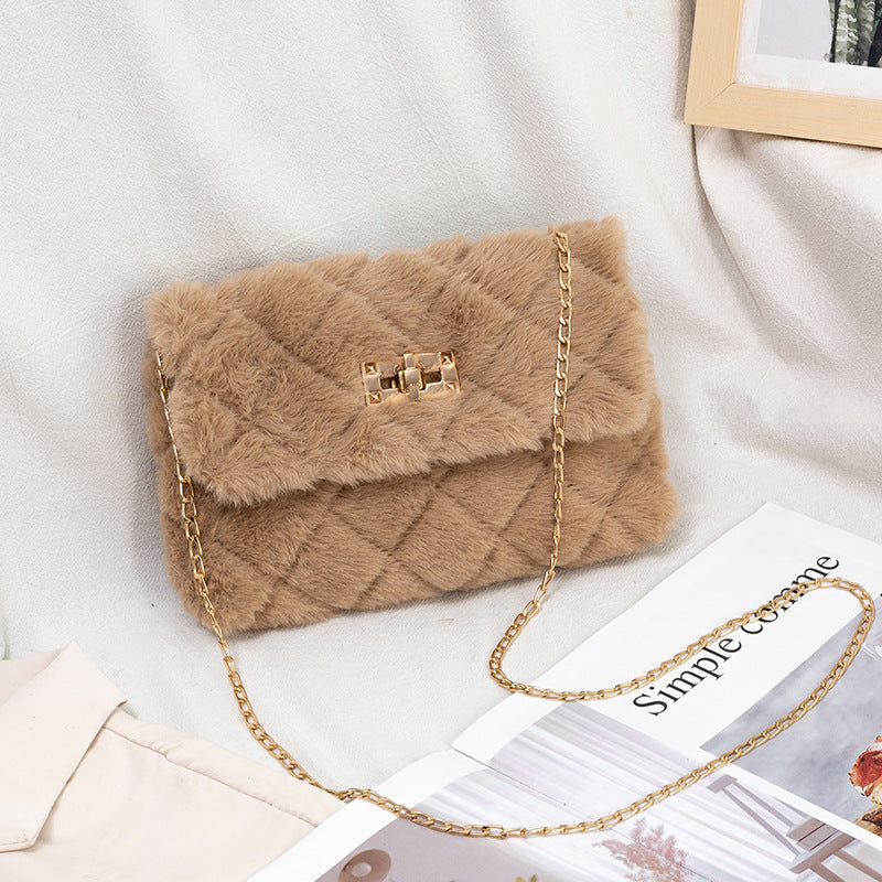 Elegant Glamorous Women's Plush Chain Embroidered Shoulder Bags