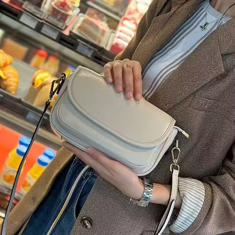 Women's Genuine Leather Cowhide Retro Fashion Bags