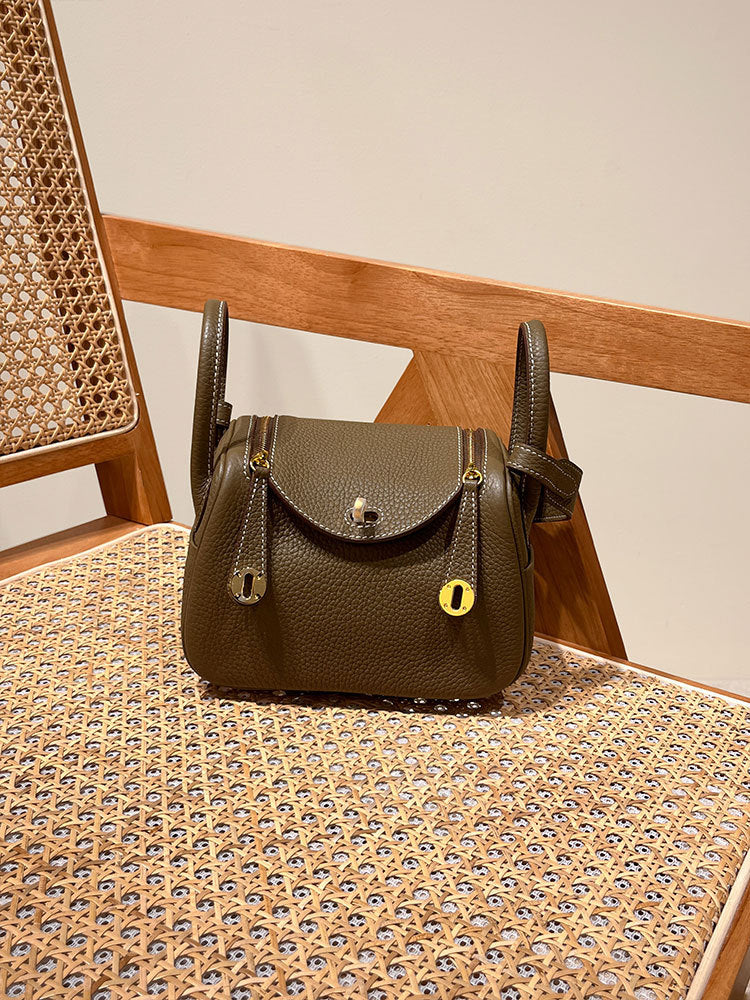 Large Capacity Underarm Lindy Doctor Leather Crossbody Bags