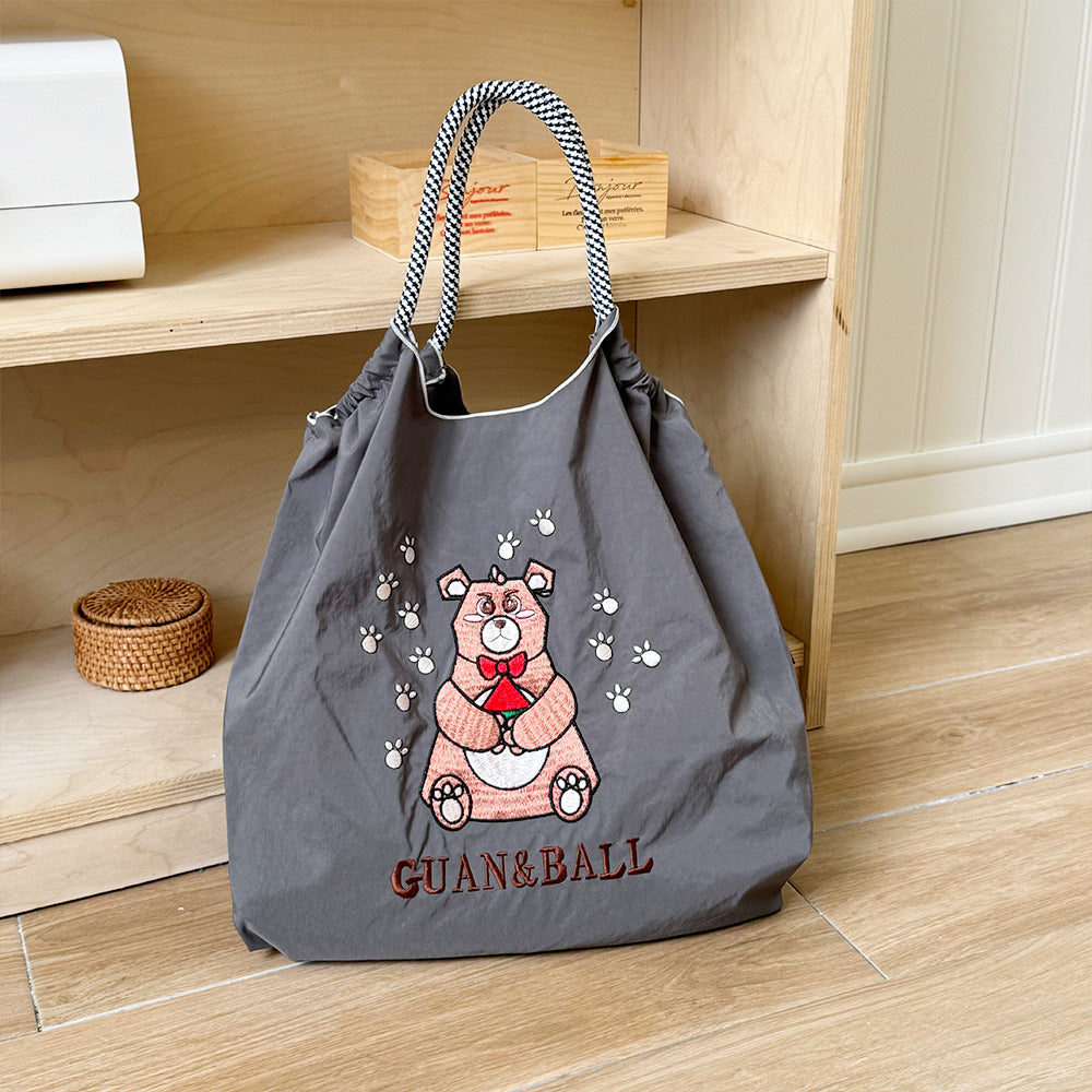Women's Underarm Shopping Exquisite Embroidered Waterproof Nylon Women's Handbag