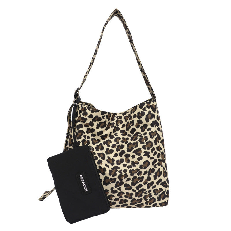 Classy Women's Elegant Korean Style Wrinkled Crossbody Bags