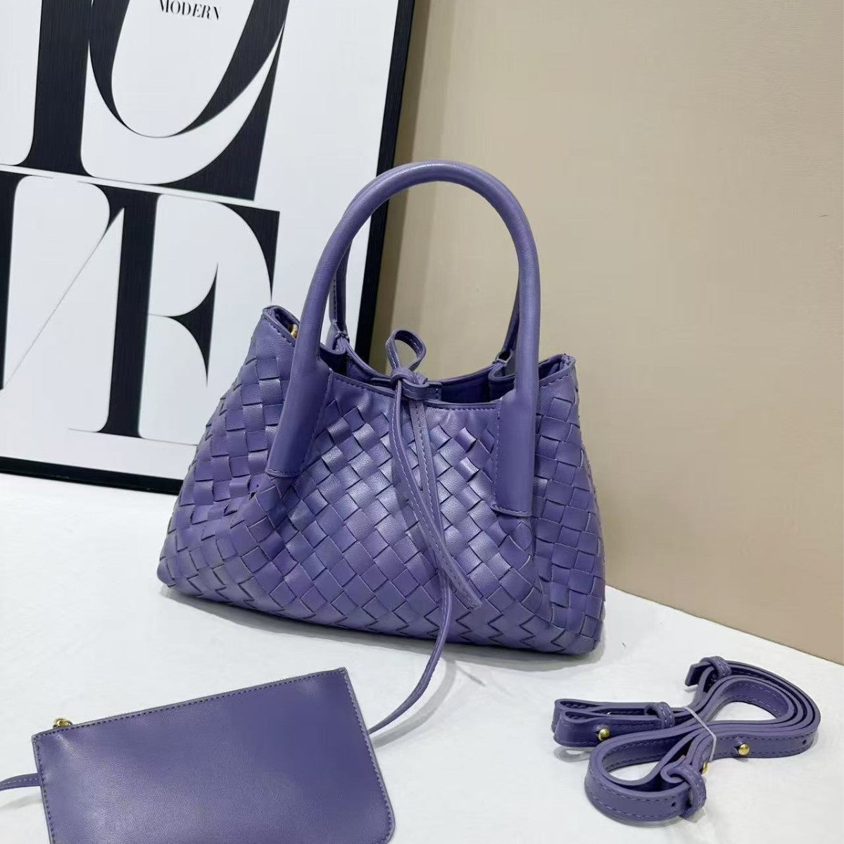 Popular Innovative Pretty Cowhide Hand-woven High-grade Women's Handbag