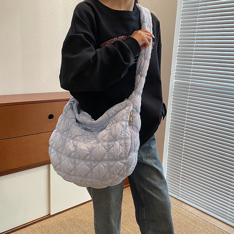 Pleated Large Capacity Cloud Niche High-grade Down Crossbody Bags