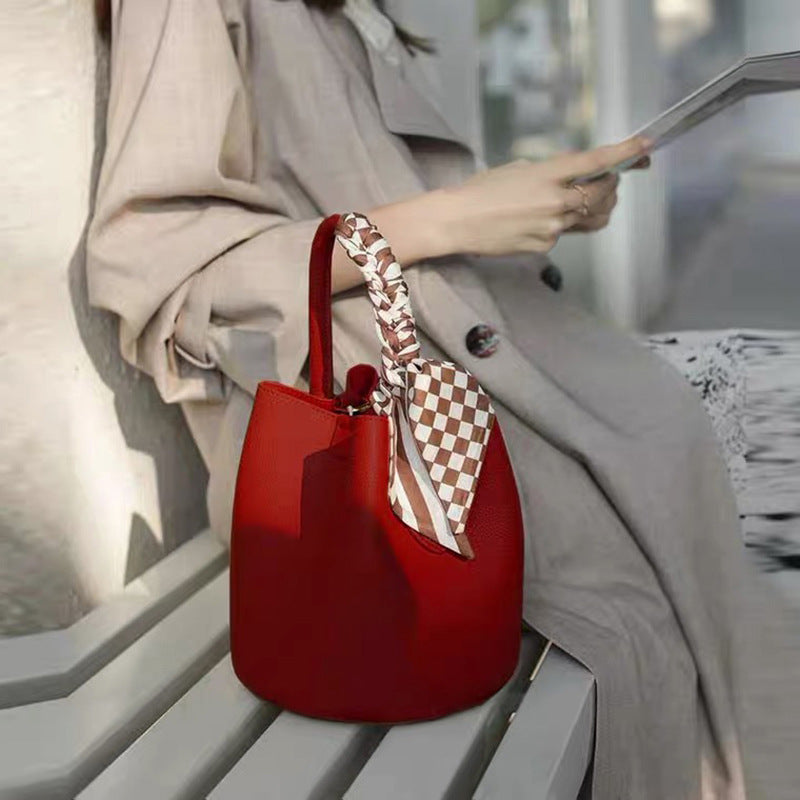 Women's High Sense Design Red Bride Wedding Shoulder Bags