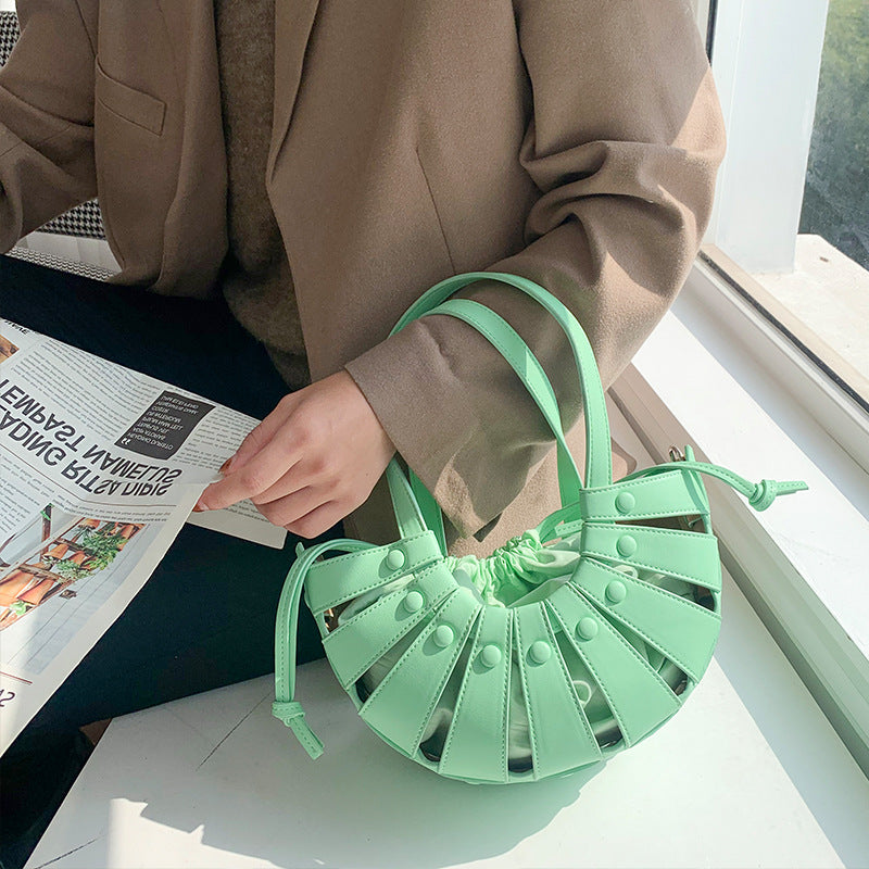 Clearance Summer Shell Hollow Vegetable Basket Western Style Travel Bags