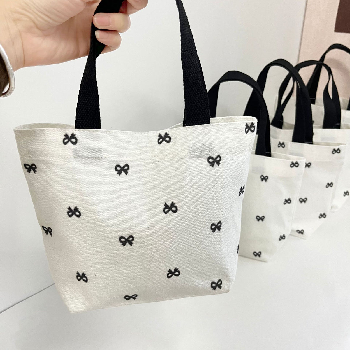 Women's Canvas Fashion Portable Bowknot Lunch Small Square Bags