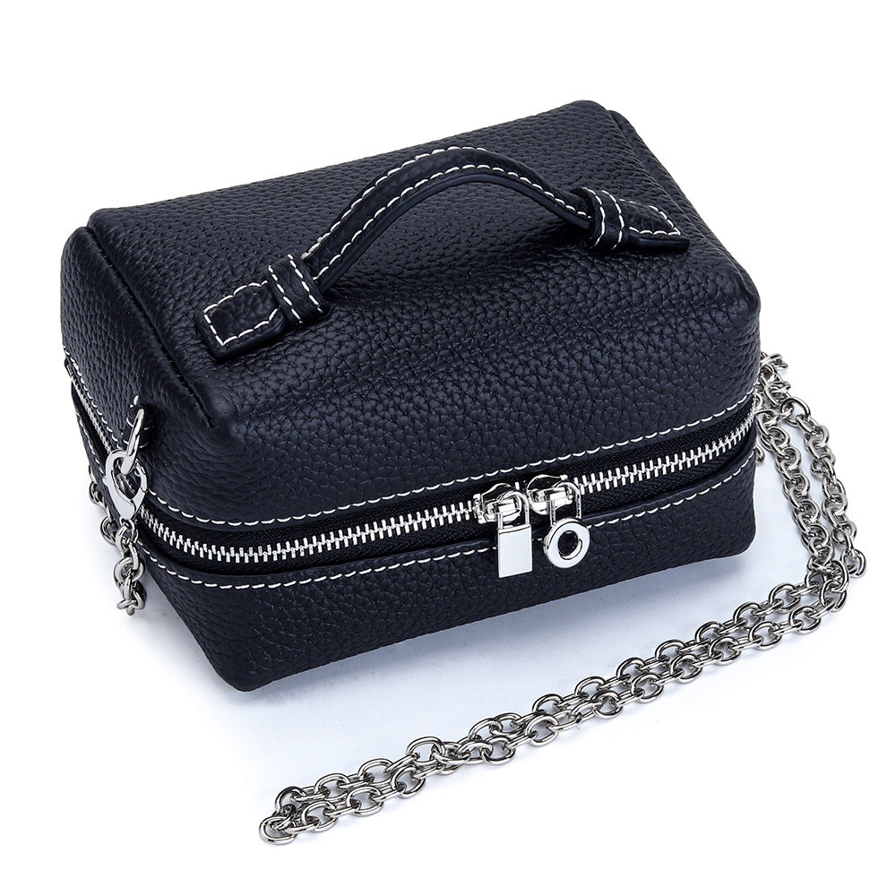 Women's Genuine Leather Chain Fashion Large Capacity First Women's Messenger Bag