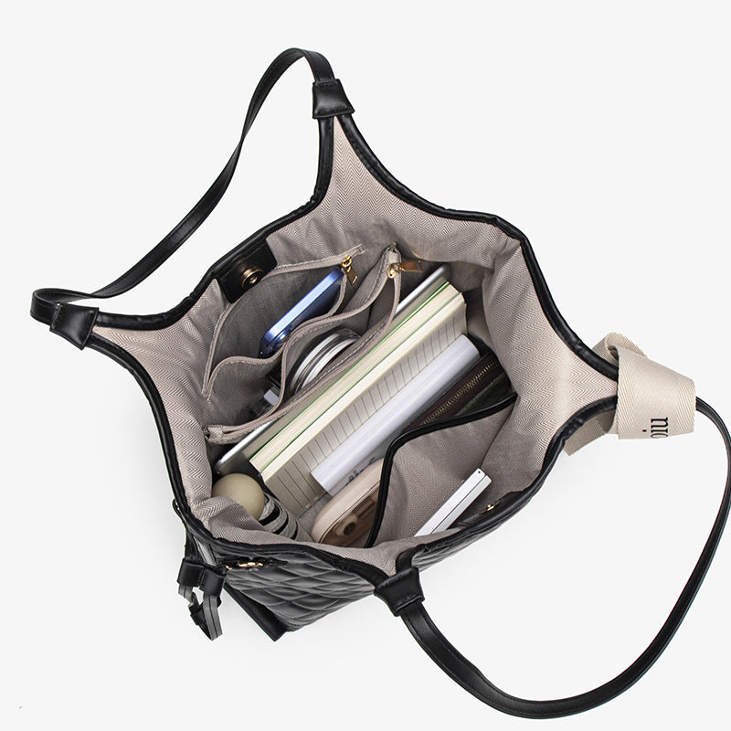 Glamorous Women's High-grade Large Capacity Underarm Women's Messenger Bag
