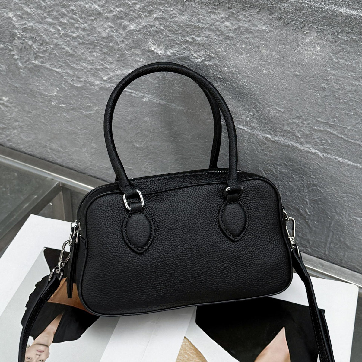 First Layer Cowhide Commute Trendy Portable Cell Genuine Ladies Bags