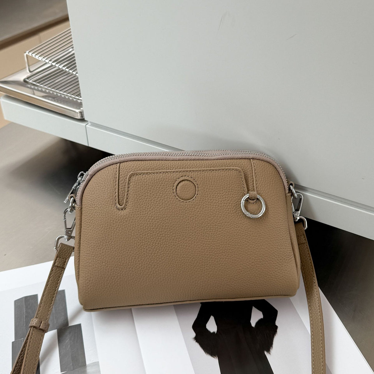 First Layer Cowhide Simplicity Commuter Underarm Practical Women's Messenger Bag