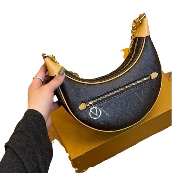 Selenodont Printed Chain Retro Three-dimensional Generation Handbags