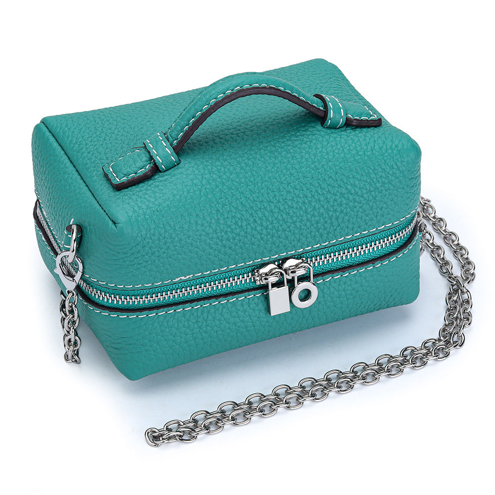 Women's Genuine Leather Chain Fashion Large Capacity First Women's Messenger Bag