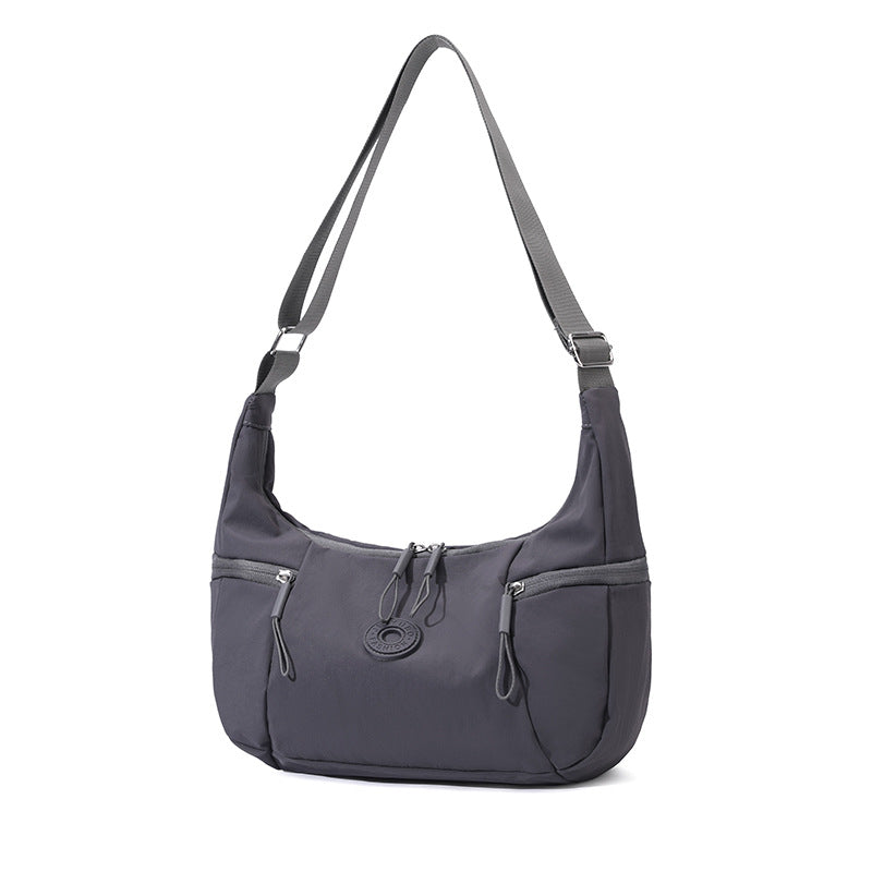 Women's Large Capacity Fashion Simple Underarm Lightweight Bags