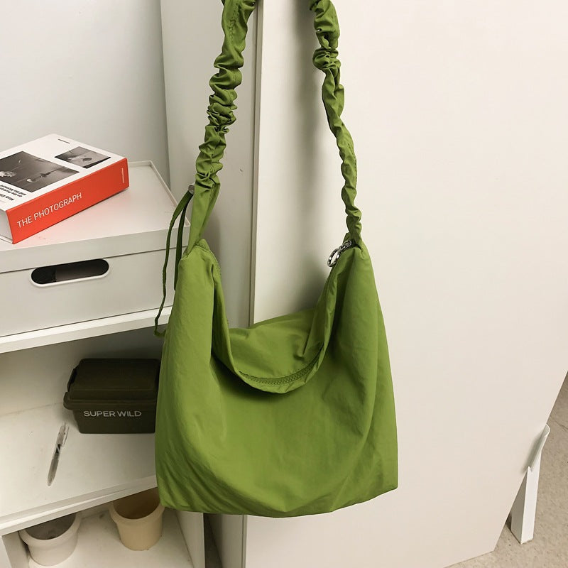 Women's Idle Style Large Capacity Commuter Artistic Commute Leisure Women's Shoulder Bag