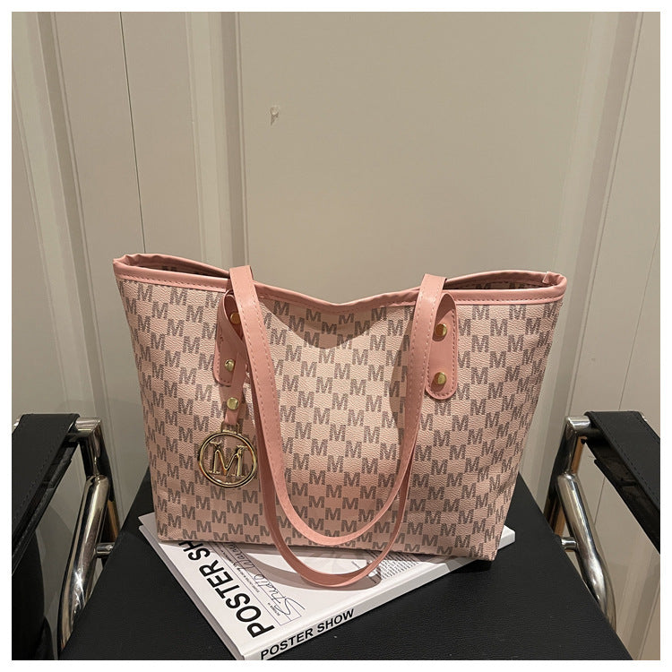 Women's Large Capacity Letter Simplicity Printed Winter Women's Shoulder Bag