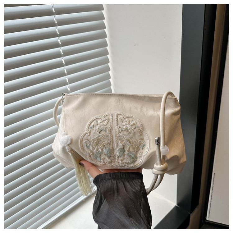 Embroidery Large Capacity Summer Fresh Pleated Bags